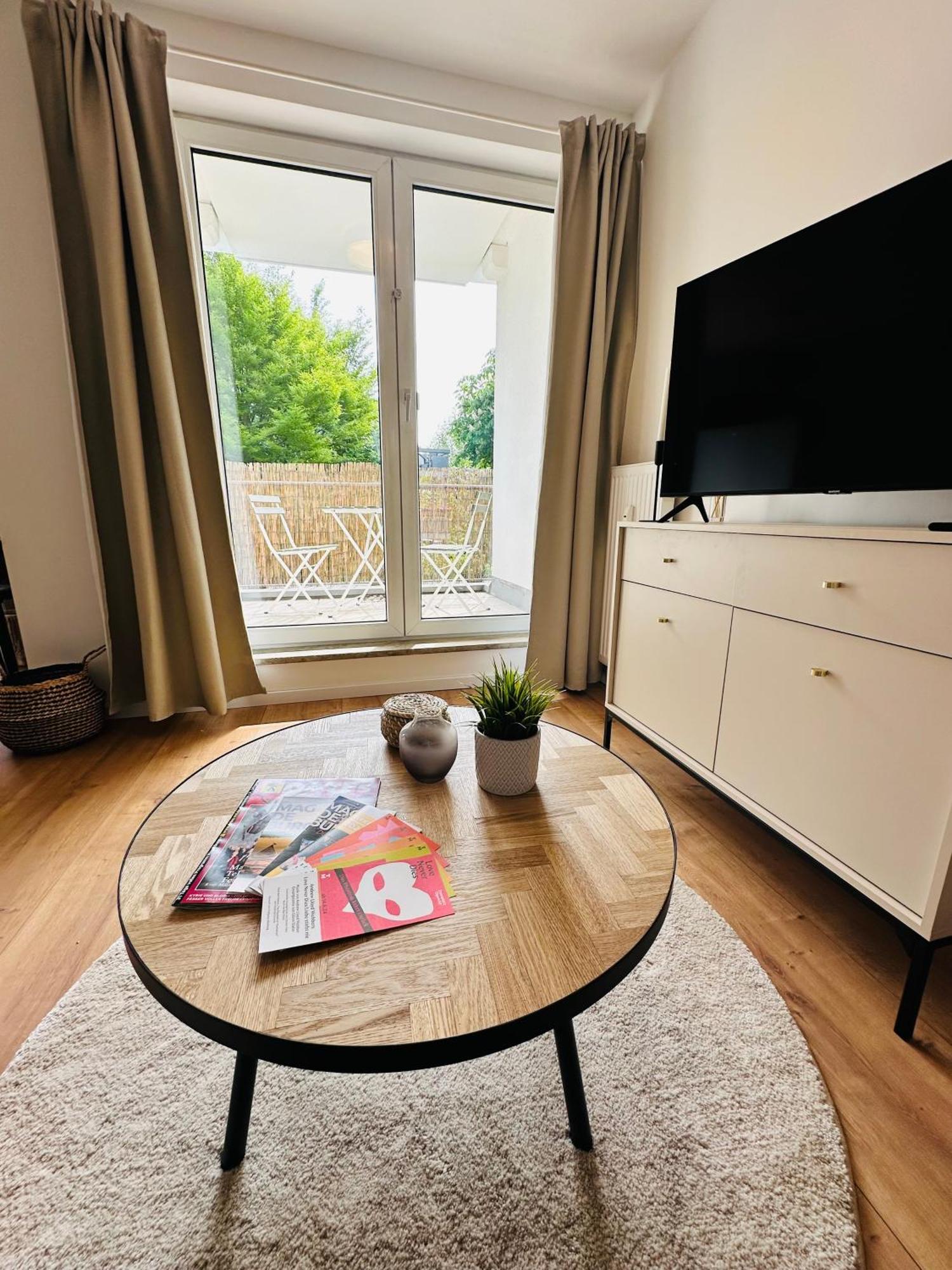 Gemuetliches 1R Apartment Mit Balkon, Parking, Tv Streaming Magdebourg Extérieur photo