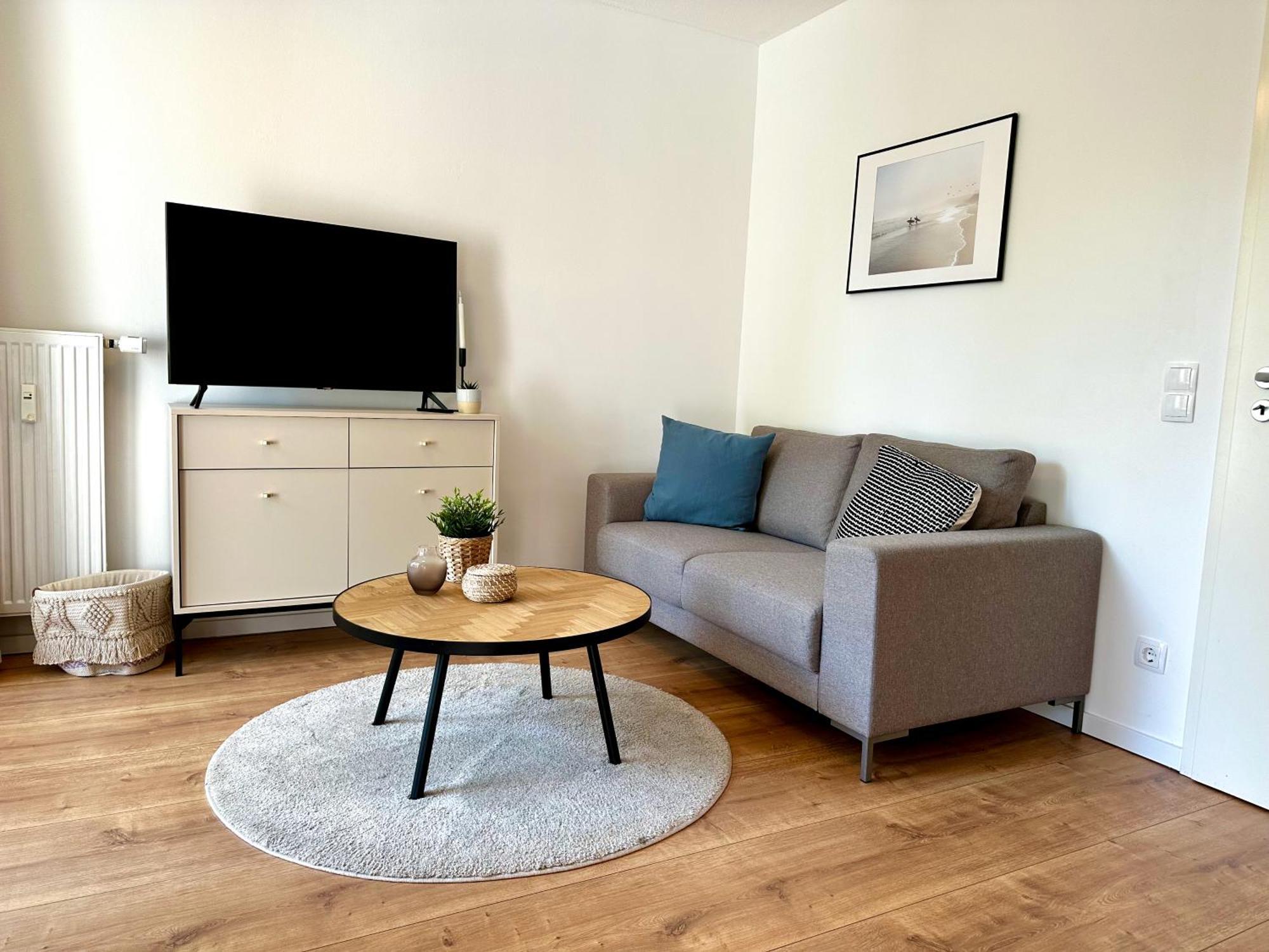 Gemuetliches 1R Apartment Mit Balkon, Parking, Tv Streaming Magdebourg Extérieur photo